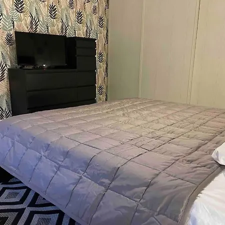 Les Berges Du Canal, Maison Avec Jacuzzi Hébergement de vacances *